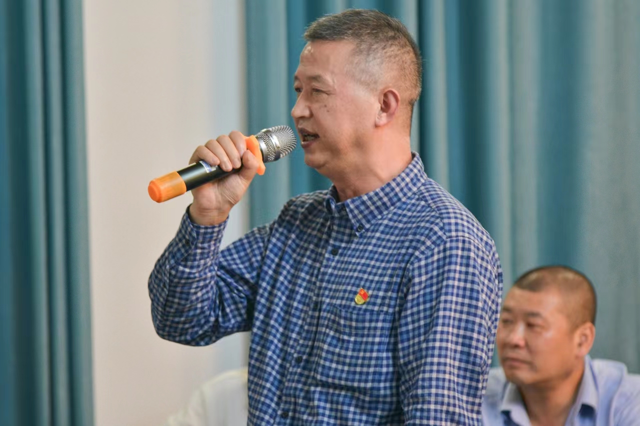 走訪紅色基地 領(lǐng)悟初心使命——巨人集團(tuán)黨委開展黨建活動(dòng) 走訪紅色基地 領(lǐng)悟初心使命——巨人集團(tuán)黨委開展黨建活動(dòng)