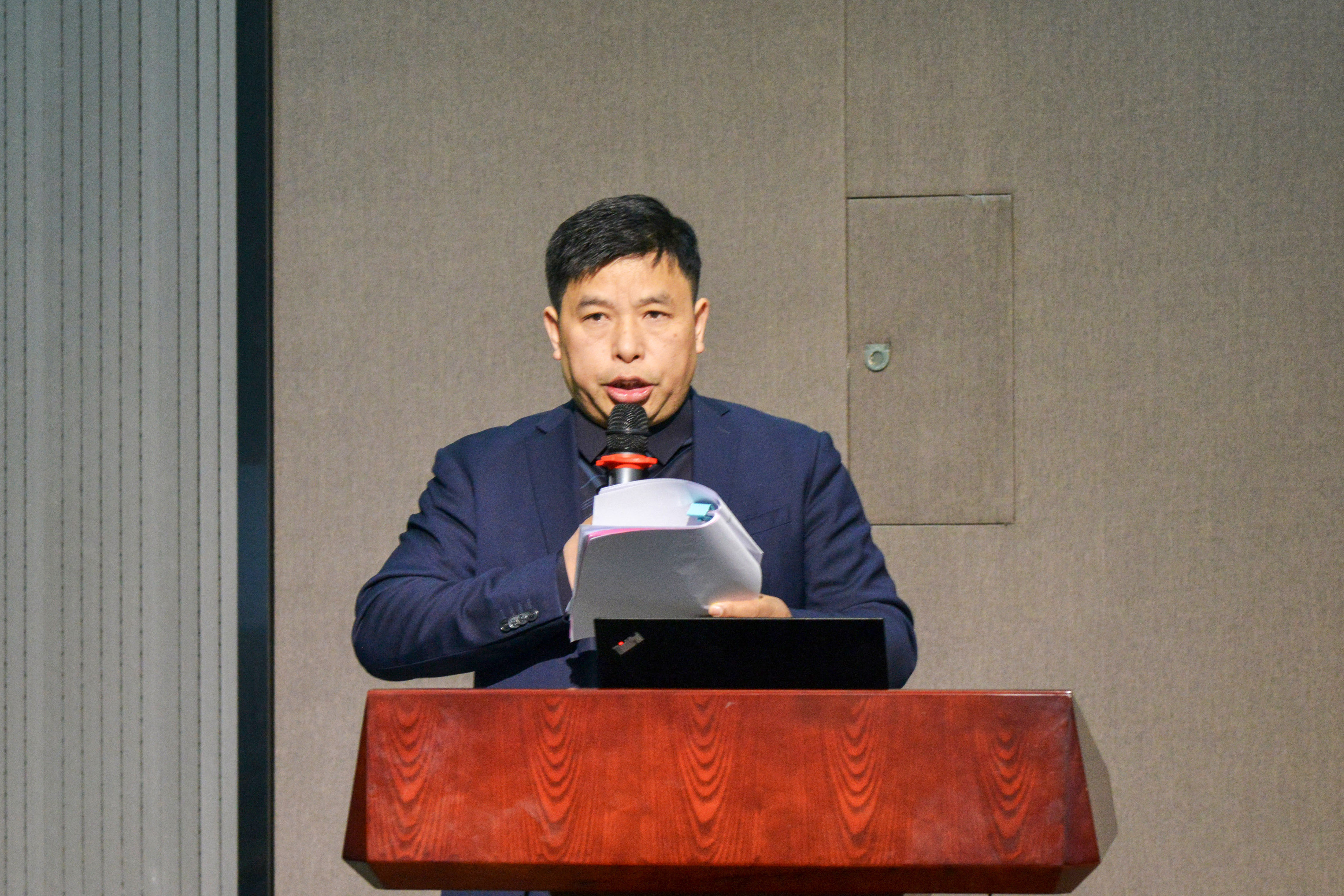 共建幸福家園 同創(chuàng)美好明天——巨人集團第十一屆職代會召開 共建幸福家園 同創(chuàng)美好明天——巨人集團第十一屆職代會召開